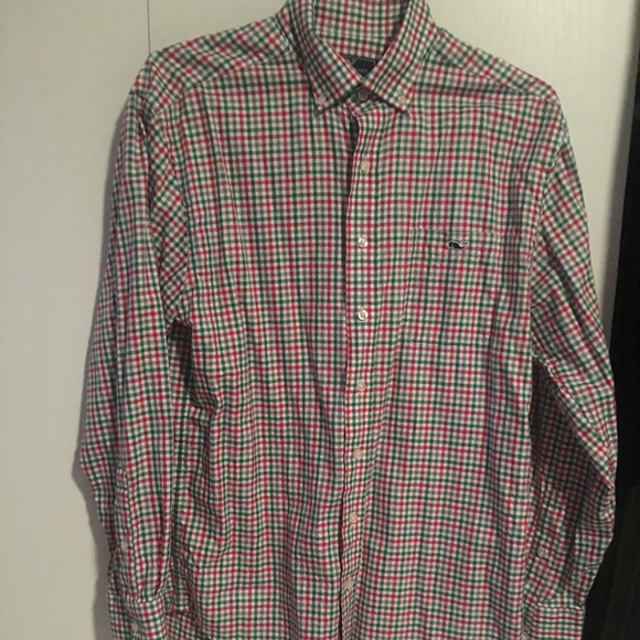 Vineyard Vines Other - Men’s Vineyard Vines button down shirt